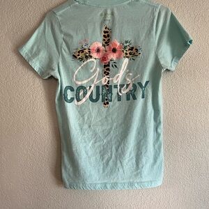 Women’s small graphic tee
